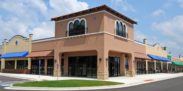Commercial Pressure Washing Image